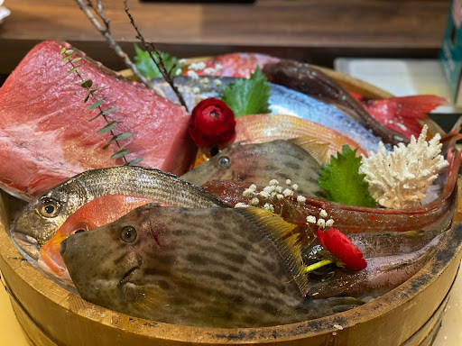 Top 16 Nhà Hàng Sushi Ở Hà Nội “Hớp Hồn” Thực Khách