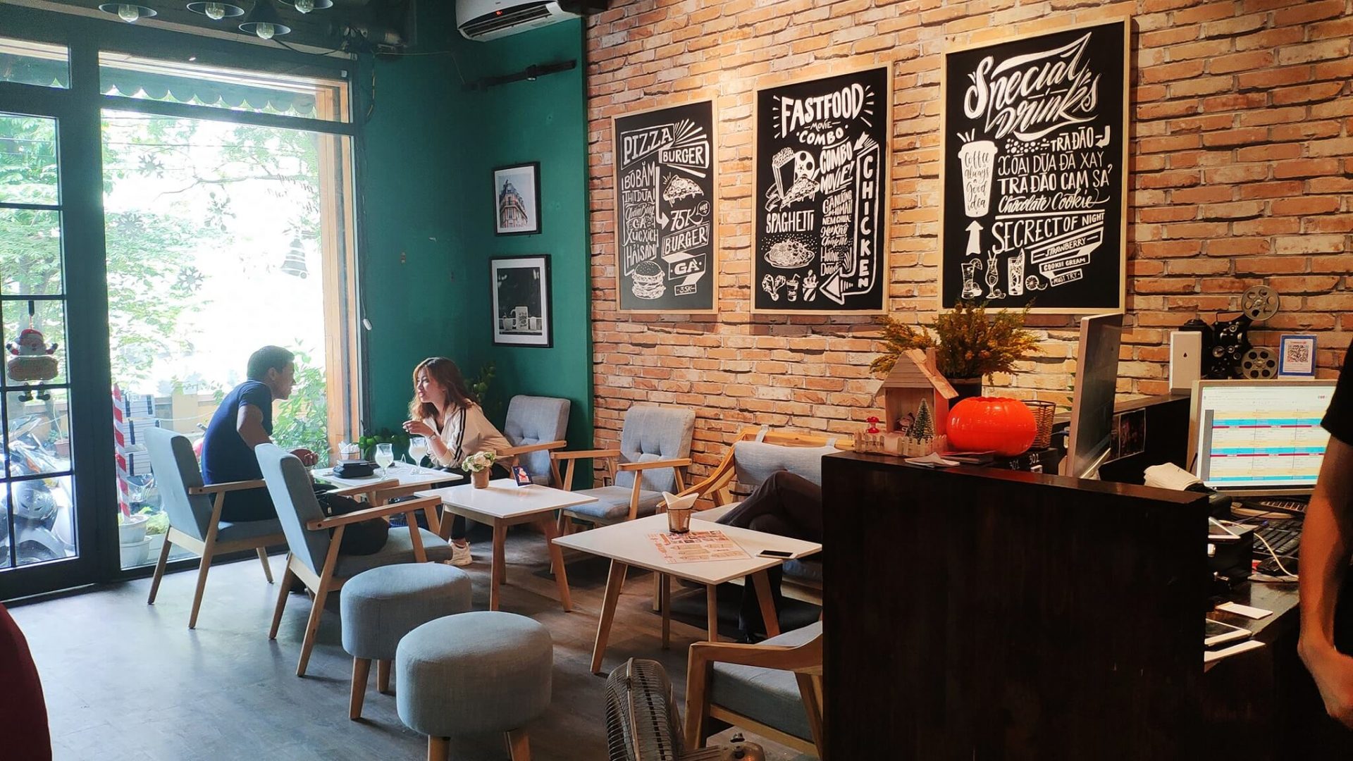 Cafe phim Hà Nội