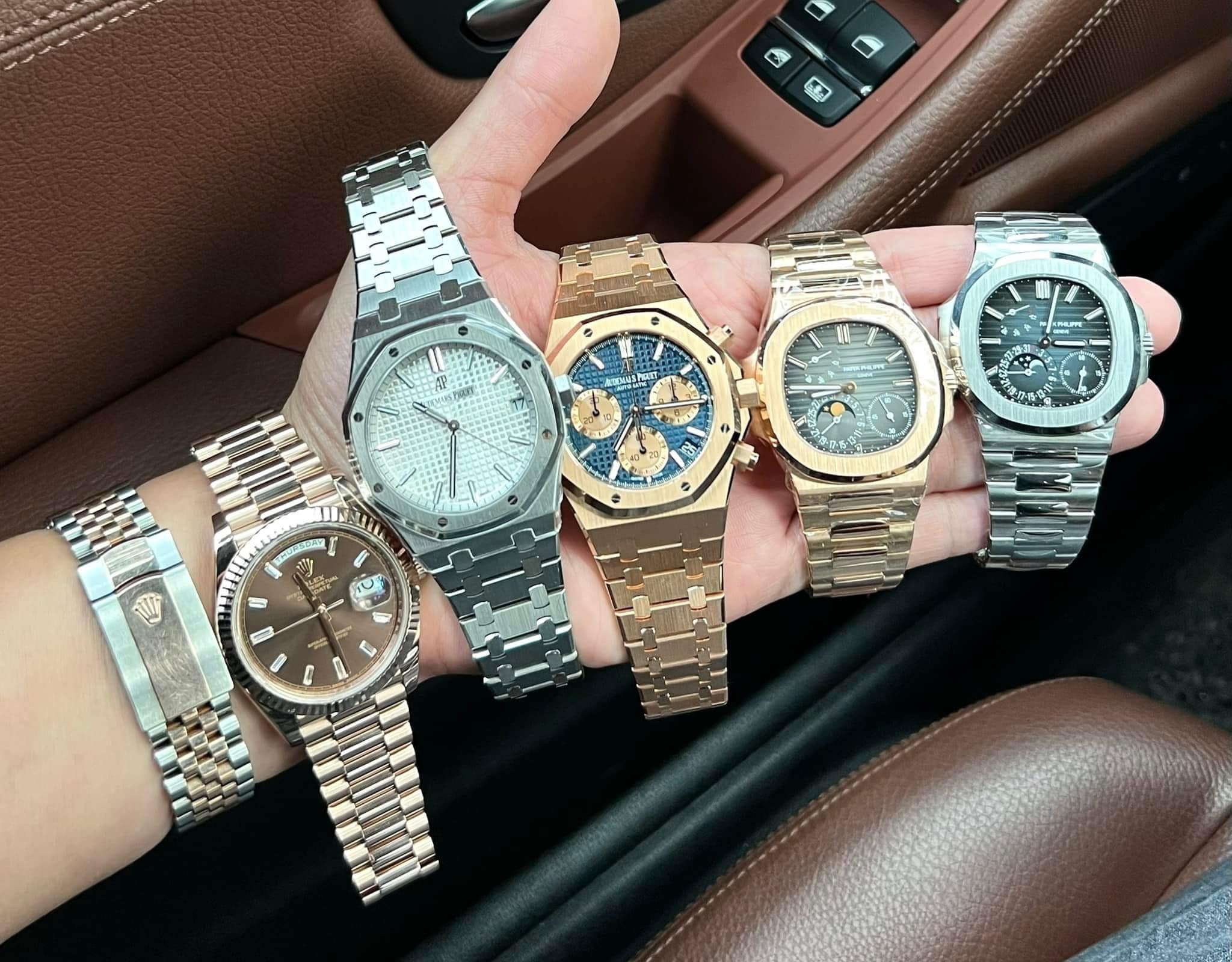 Đồng hồ HT Luxury -