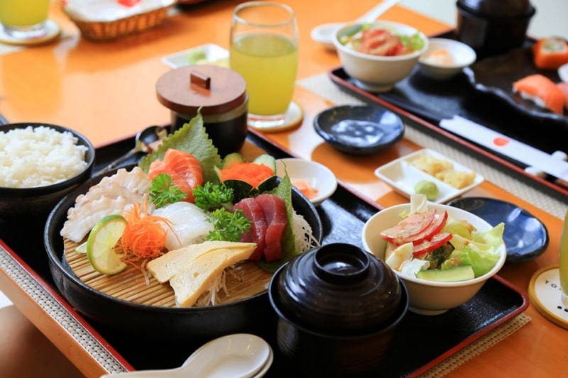 sashimi hà nội