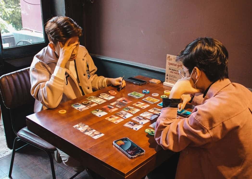 Nona Cafe & Boardgame
